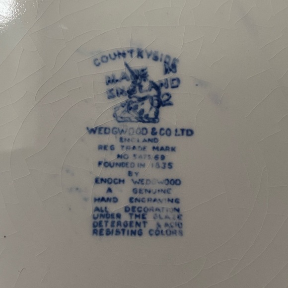 Blue and White Scenic Dinner Plate - Picture 4 of 7